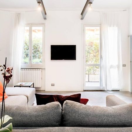 Appartement Design Loft Bocconi à Milan Extérieur photo